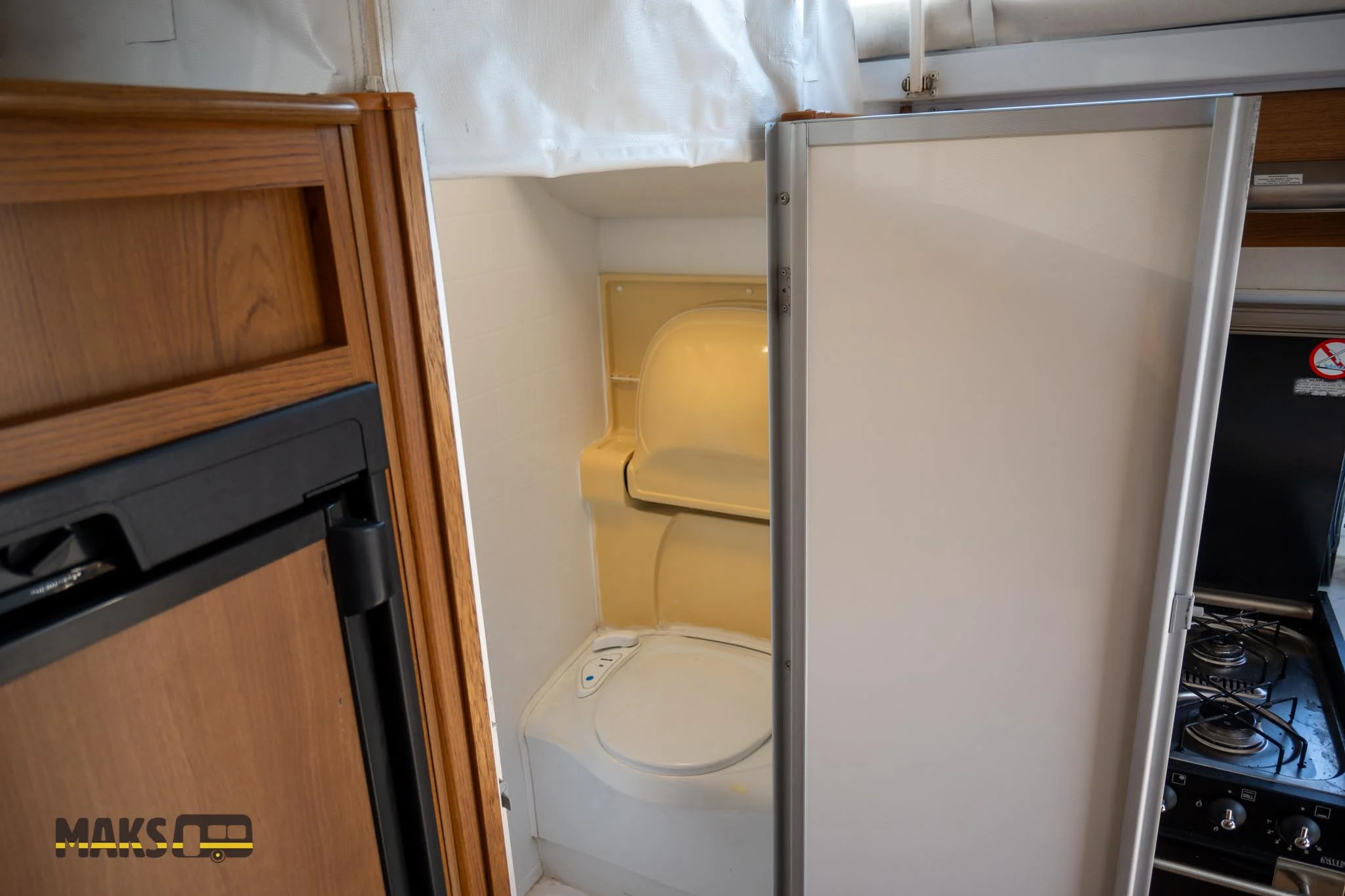 2010 Jayco Sterling 18.5FT - Image 11