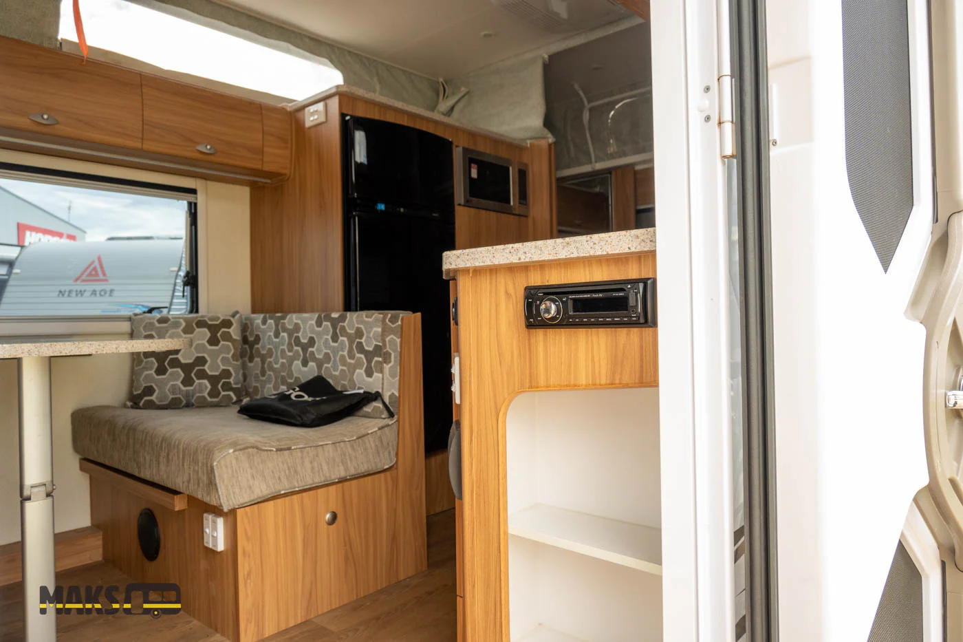 2018 Golf Savannah 16.5ft - Image 19