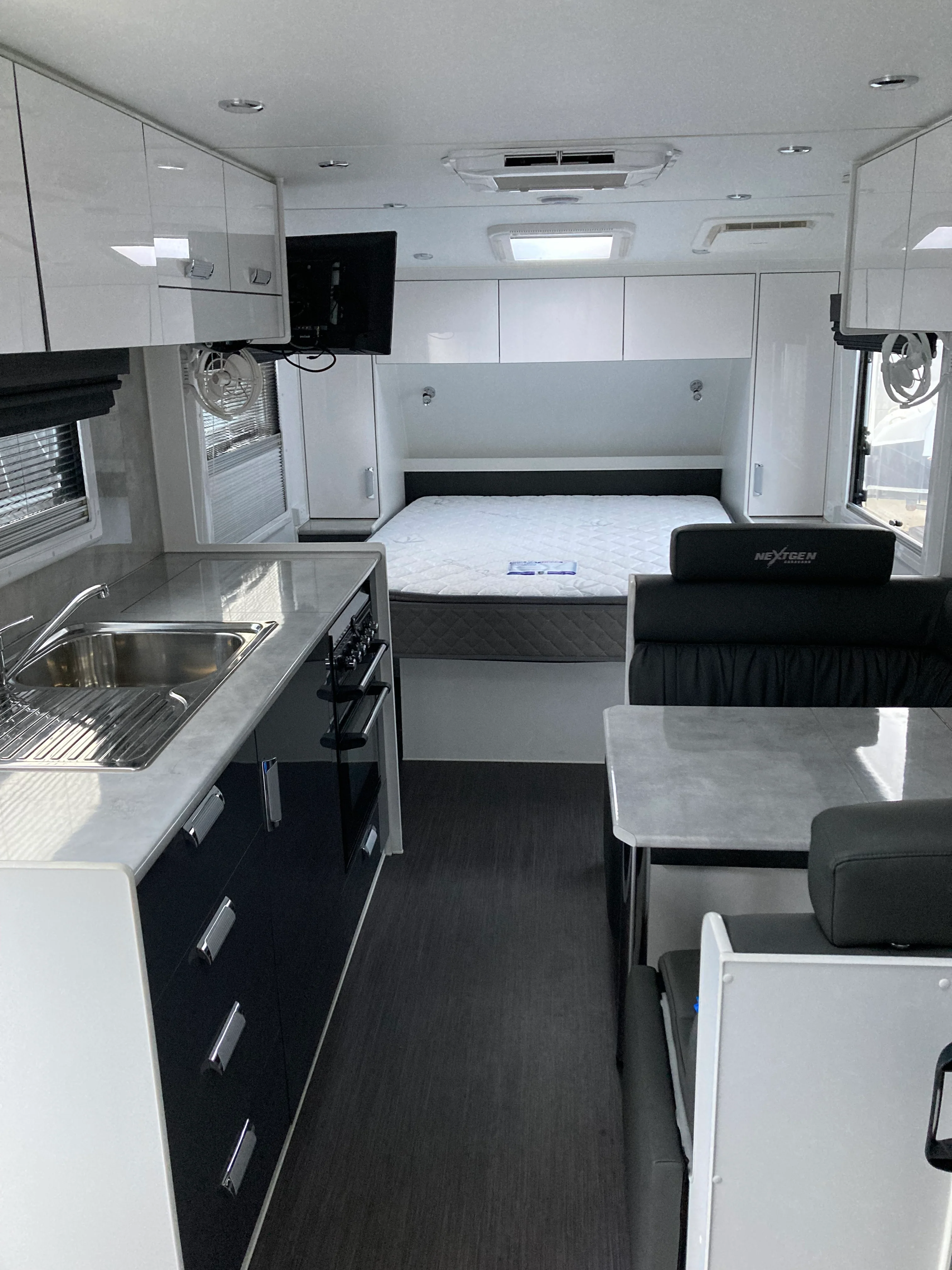 2019 NextGen Greyline 19.5ft Full Offroad - Image 6