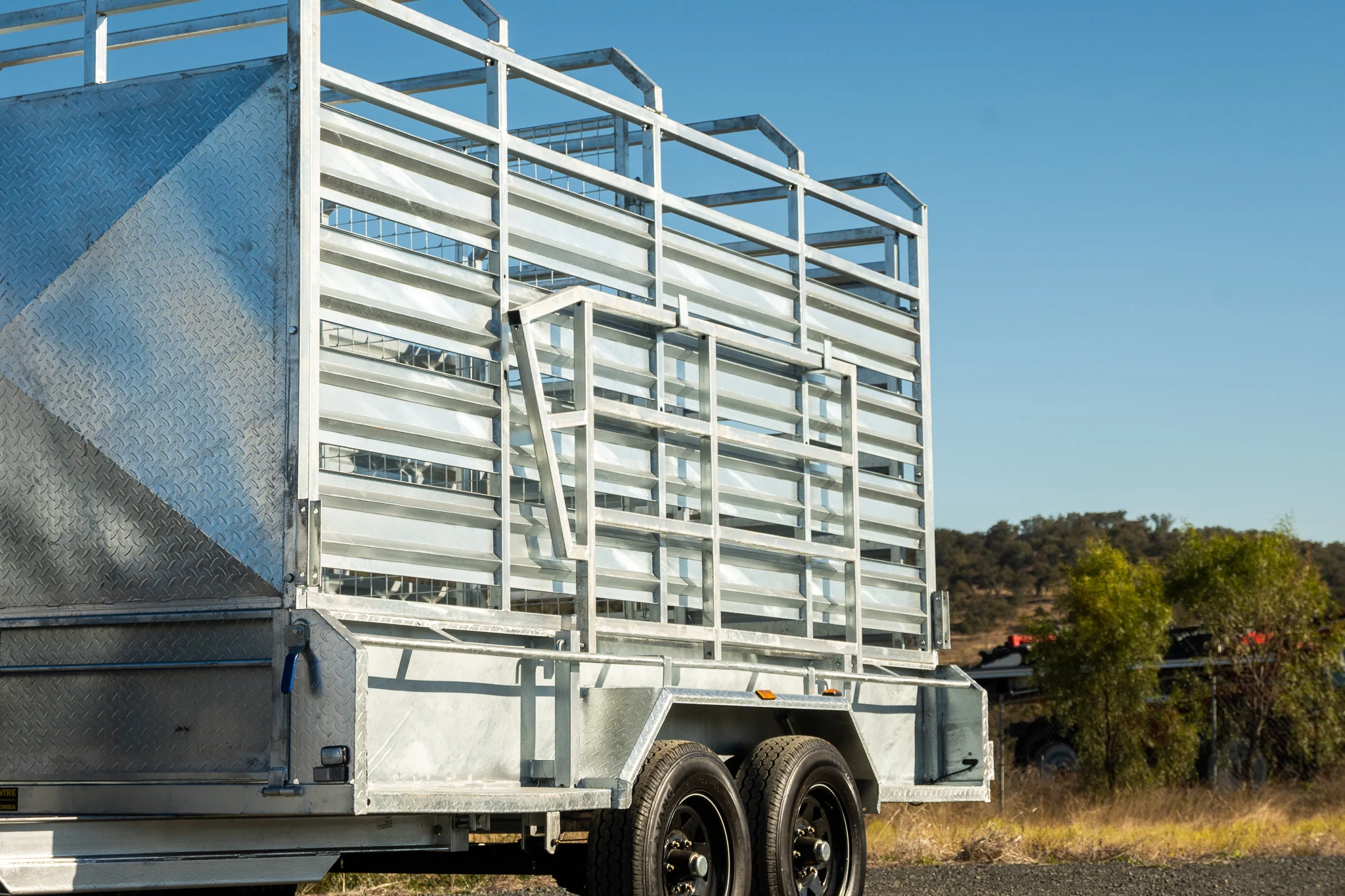 MAKS Cattle & Livestock Trailer - Image 10