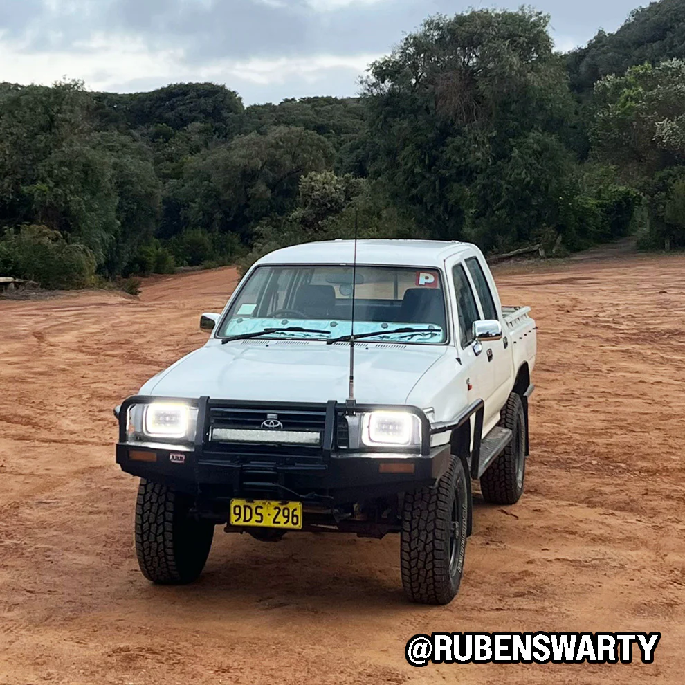 Solar Screens for N60 Hilux - Image 4